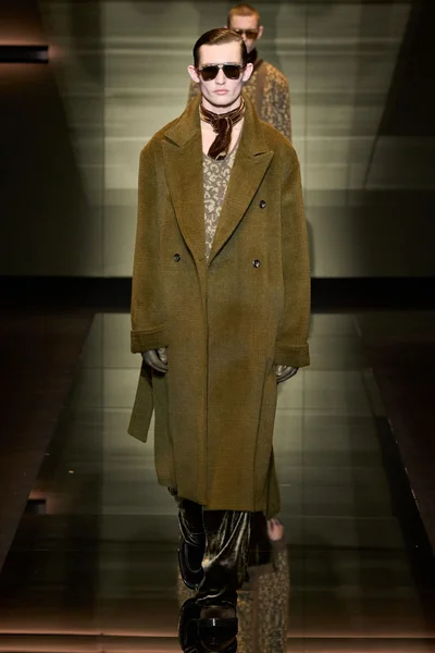 Look 57